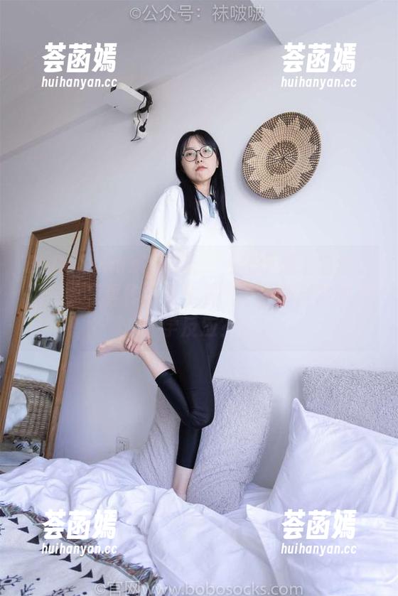 BoBoSocks袜啵啵-稚予 BoBoSocks袜啵啵 - 当稚予遇上白丝小腿袜,写真作品集里发生了什么奇妙的化学反应?