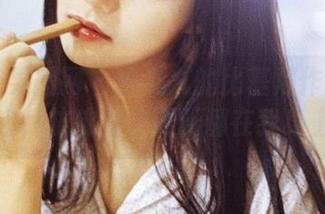 GIRLT果团网 – 小九九的比基尼作品：穿上它，仿佛整个夏天都在我身上！