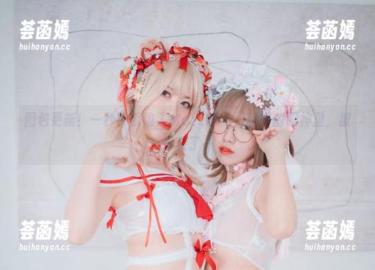图包更新！一秒钟就陷入Mozzi(모찌)秘书的眼神里，被俘获了…