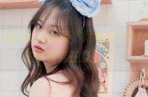 Sia(시아)最新cos来袭，竟然把[Paranhosu]的秘密穿在身上了！
