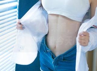 UGirls尤果网 – 美图来看，周于希的高跟鞋，真是承包了我今天的目光！
