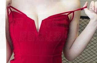 UGirls尤果网 – 被沈佳熹眼镜吸引的那些瞬间，原图总让我心痒难耐！