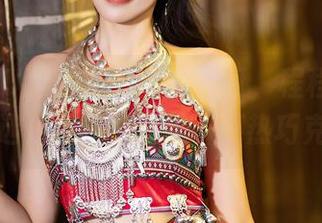 XIAOYU语画界 – 这个圣诞，程程程的图包精选，温暖得就像一杯热巧克力？