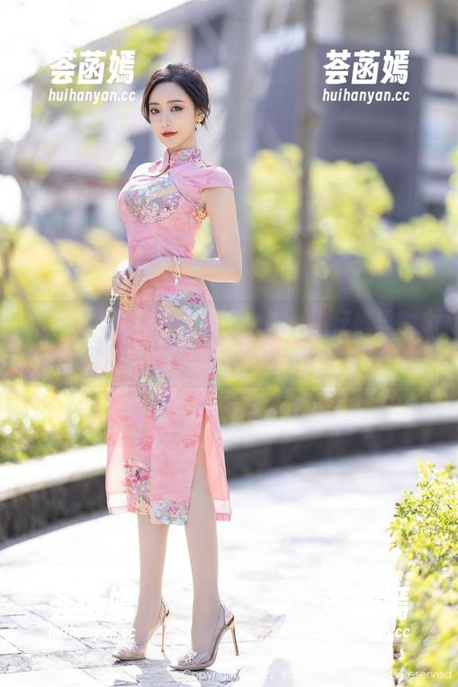 Xiuren秀人网-sibyl是女巫 Xiuren秀人网 - 美图来袭:牛仔裤里的Sibyl,她到底在想什么?!
