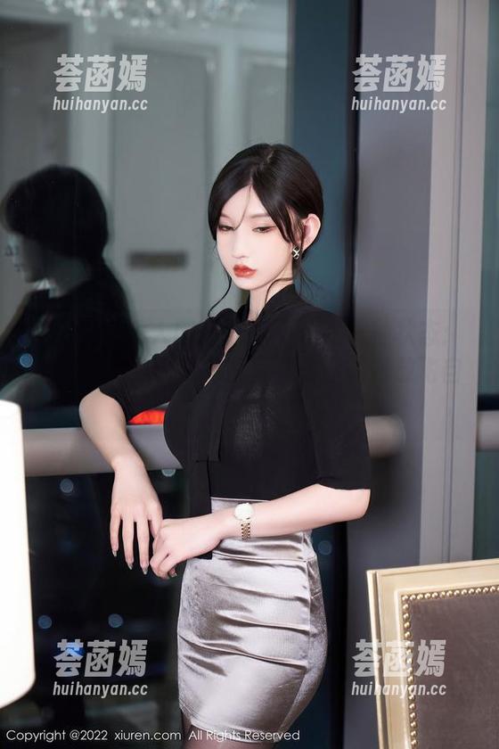 Xiuren秀人网-刘飞儿Faye Xiuren秀人网 - 居家不止是一种状态:刘飞儿Faye的私房写真教你如何放飞自我