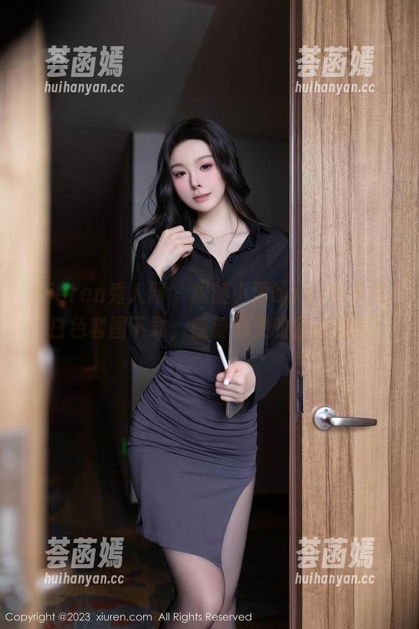 Xiuren秀人网-小雨baby Xiuren秀人网 - 跟随小雨baby的步伐:白色套图下载,感受心灵的自由流淌!