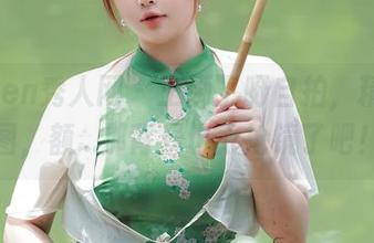 Xiuren秀人网 – 王俪丁呀自拍，精选原图，额…那背景也太抢镜了吧！