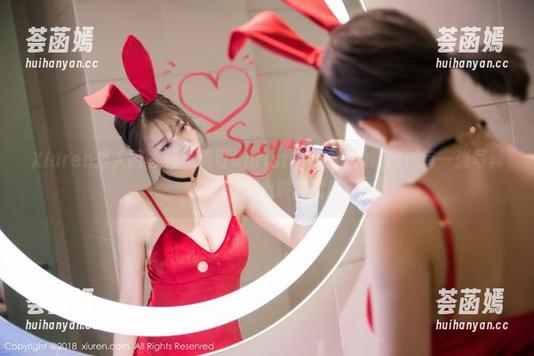 Xiuren秀人网-黄可Christine Xiuren秀人网 - 寻觅黄可Christine的泳池瞬间:每一张写真都是一场心跳的图册