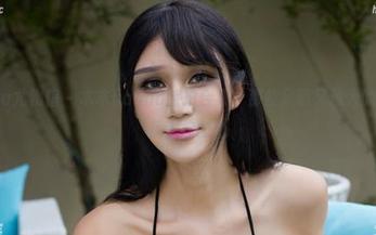 YouWu尤物馆 – 木木hanna旅拍合集：那些呆萌又迷人的瞬间，乱入你的心