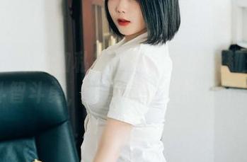 Zia(지아)瑜伽私拍：以惊人的柔韧性与我斗智斗勇，是时候智取胜利了！