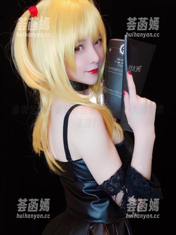 一小央泽 谁说定制毛衣只适合家居?一小央泽写真来撩!