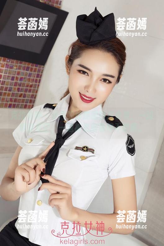 克拉女神-小芹 克拉女神 - 小芹的体操服图片合集:一边仰望星空,一边被衣服勒得不舒服。