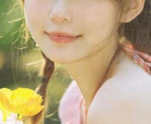 免费图册发现！发条少女yoki的短裙…不论怎么看都有种想入非非的感觉，真是个小妖精。
