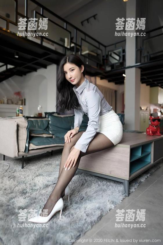 嗲囡囡-陈雅漫VICKY 嗲囡囡 - 精选《陈雅漫VICKY吊带》图片,真是让人想去选购一整套的吊带!
