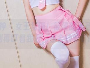 头条女神 – 女王驾到！筱溪的无圣光合集：别再盯着我看，你会被吸引的！