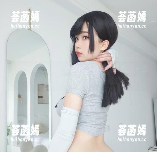 女主K 最新的女主K旗袍写真集,真是让人眼前一亮,不知道我在看她的布料还是她的灵魂!