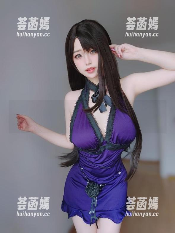女主K 女主K的清纯女友cos分享,含蓄中透着小调皮