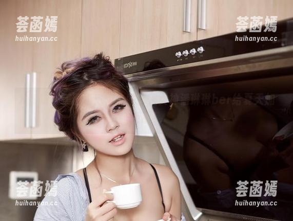 尤物馆-潘琳琳ber 尤物馆 - 美图精选:丰腴新人女神潘琳琳ber给夏天加点甜!