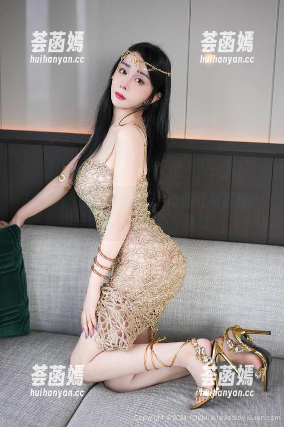 尤蜜荟-战姝羽Zina 尤蜜荟 - 看!战姝羽Zina的红裙时刻:一套图,你绝不可错过