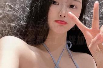 微密圈 – “左公子666”与姐姐的写真，下载的时候别忘了心跳加速哦！