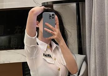微密圈 – 左公子666图集揭秘：双倍快乐真相，感觉像个虚假的美梦？