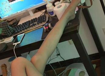 异思趣向 – 哇！兔兔白衣蓝裤（下），意外的免费资源竟让我有点心跳加速！