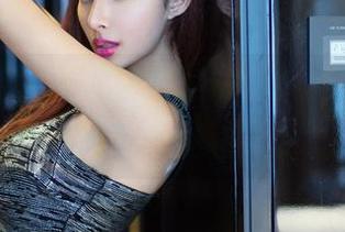 推女郎 – 谁说风景只是背景？杨伊天台套图更新，超越想象！