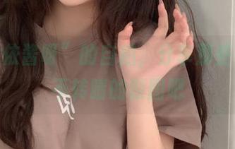 看“是依酱呀”的自拍，分享那些让人目不转睛的原图吧
