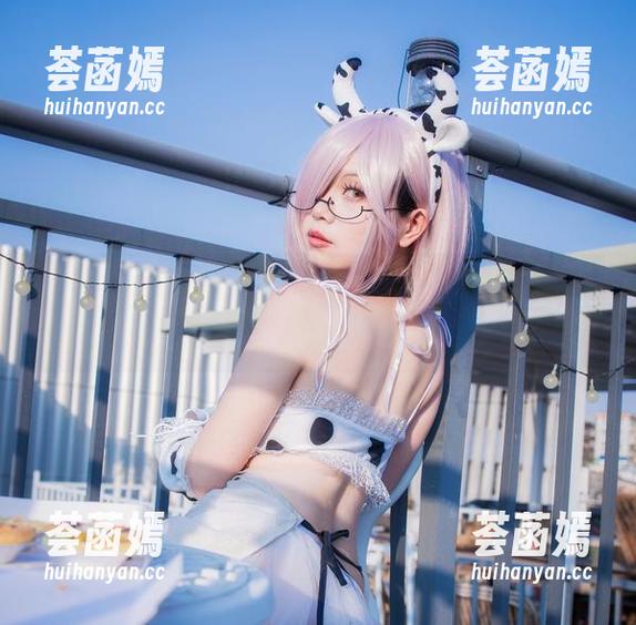 末夜787 看末夜787怎么把制服穿出美图的新高度,精选哦!