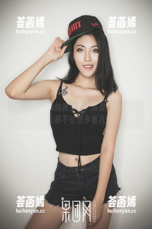 果团网-陈雅漫 果团网 - 在她的教室里,陈雅漫的全套图包让人忍不住想多看几眼!
