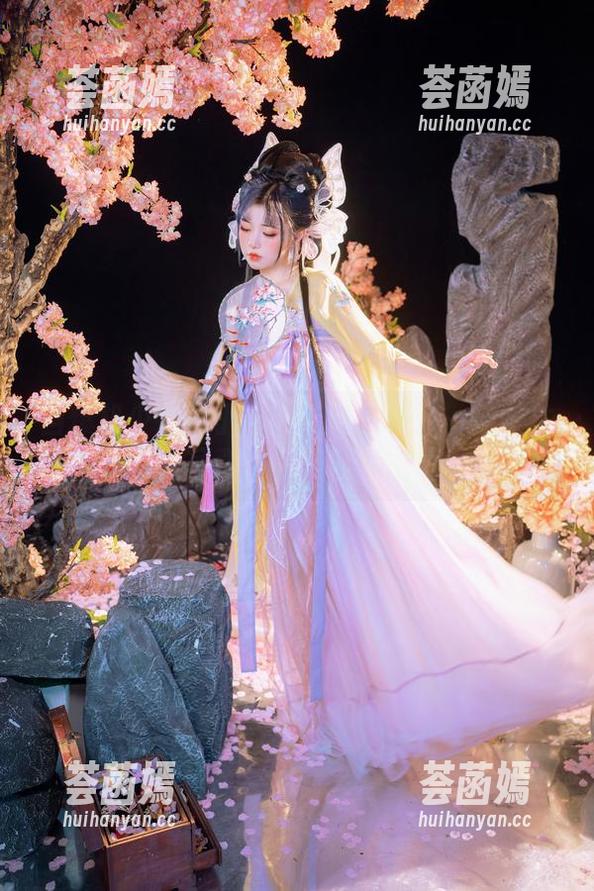 爆机少女喵小吉 当爆机少女喵小吉遇上情人节:一场野性的写真作品集分享之旅