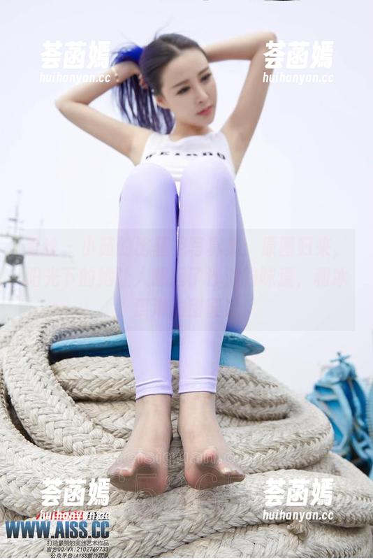 爱丝-小茹 爱丝 - 小茹的比基尼写真集:原图归来,阳光下的她让人想起了沙滩的味道,和冰淇淋的甜蜜!