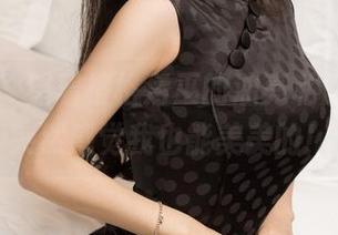 爱蜜社 – 望着格格污巫的油亮私房原图，突然感觉我也能美美的！