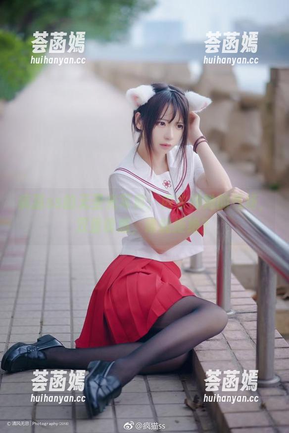 疯猫ss的无圣光写真：内衣和她的气场，双重诱惑，谁能拒绝？