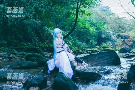 白神泱 兔女郎降临:白神泱的写真集等你来下载!