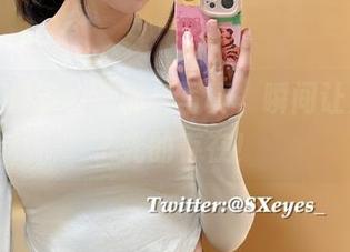 眼酱大魔王w的黑色写真，瞬间让人忘却了光的存在！