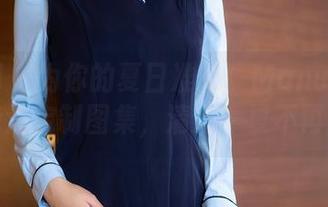 秀人网 – 为你的夏日准备：Manuela玛鲁娜泳池定制图集，清凉一夏不再是梦！