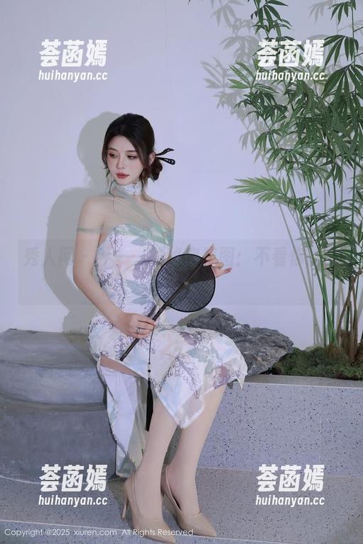 秀人网-乔一一 秀人网 - 乔一一的秘密美图:不看你就亏了!