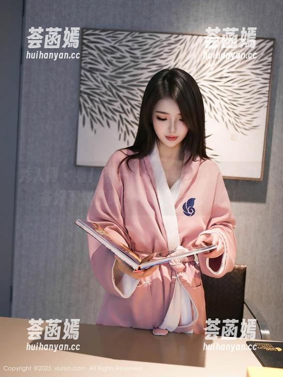 秀人网-伊一Moon 秀人网 - 看!伊一Moon女神的写真,准备好下载了吗?不下载要后悔哦!