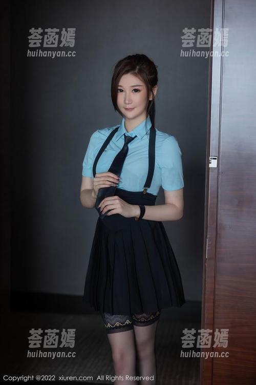 秀人网-可儿kayen 秀人网 - 可儿kayen的职业装定制:让你的职场也能有春夏秋冬的变换!