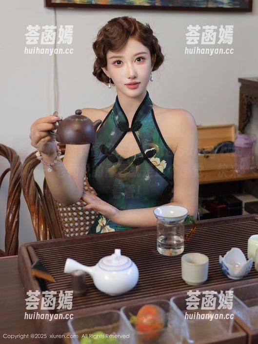 秀人网 - 免费图包来袭！晓茜sunny校园风——老师说的青春就是这个感觉，快来看看！