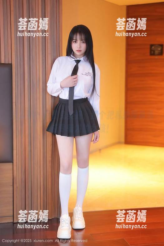 秀人网 - 月野兔美妞，那个把私拍图集当成专辑发的女孩！