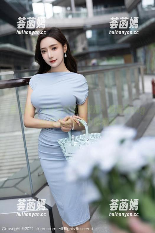 秀人网-杨晨晨sugar 秀人网 - 女仆与创意的碰撞:杨晨晨sugar在图库中留下的痕迹
