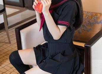 秀人网 – 雨儿baby教你如何穿出礼服的魅力：观看她的合集，简直就像打开了花园的大门。