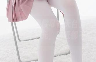 紧急企划 – 看樱樱樱可在天台上拍的写真，真的是眼睛在发光，壁纸都不想换了。