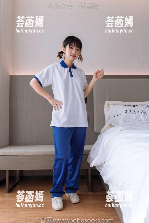 袜啵啵-小甜豆 袜啵啵 - 小甜豆写真上线!看她油亮黑丝,脚尖微加固,绝对能让你心动!