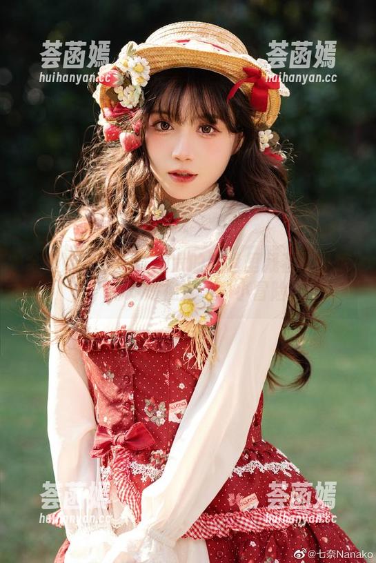 贰加六 金鱼姬写真:贰加六的网盘里藏着不少惊喜,绝对是视觉的‘小冒险’