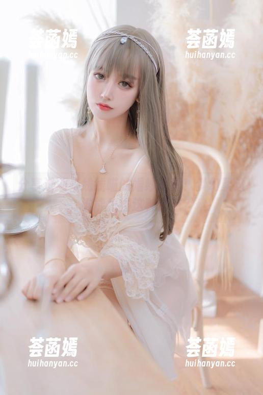 过期米线线喵 分享过期米线线喵的婚纱写真:梦幻飘逸,谁能抵挡这种诱惑?