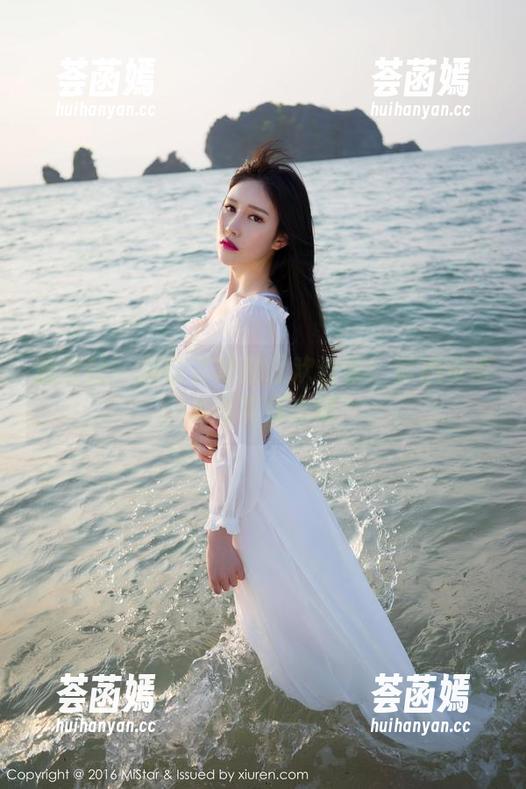 魅妍社-刘钰儿 魅妍社 - 刘钰儿泳池狂欢合集:真心觉得,水里有魔力吧?
