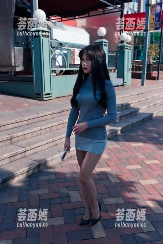 魔镜街拍 魔镜街拍:为女上司留下的写真图包,谁能抗拒?